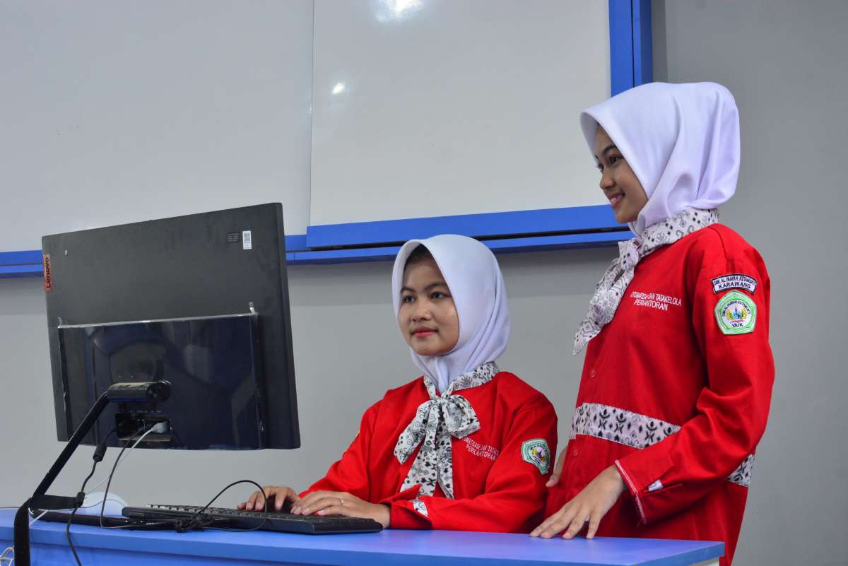 MPLB (Manajemen Perkantoran dan Layanan Bisnis)