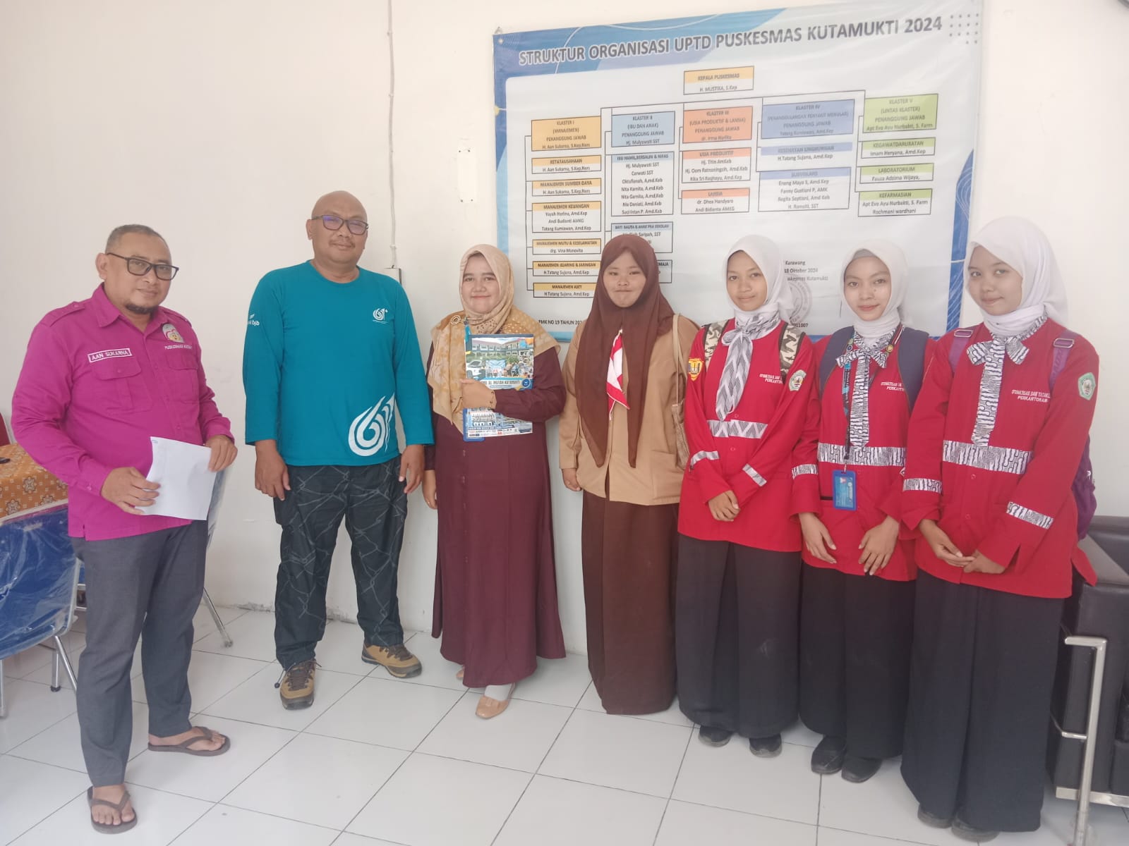 PEMBERANGKATAN PKL SISWA KELAS XI KE PERUSAHAAN DAN INSTANSI TAHUN 2026