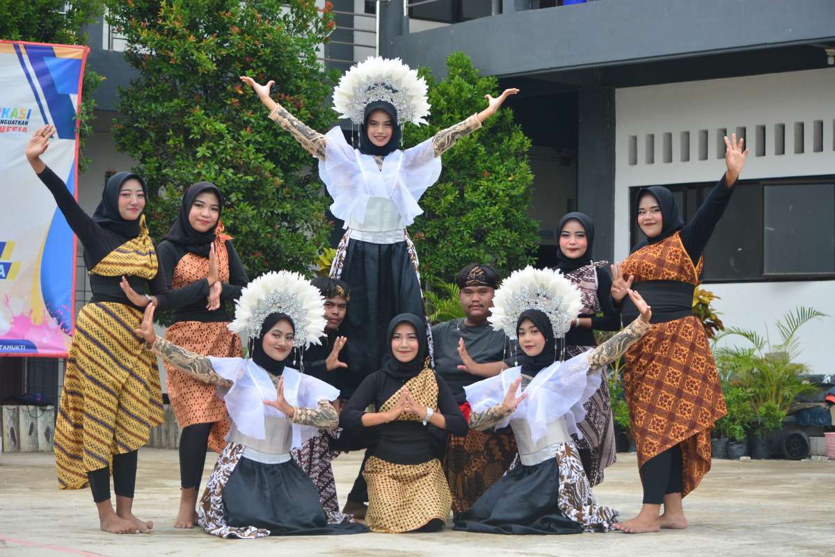 SENI