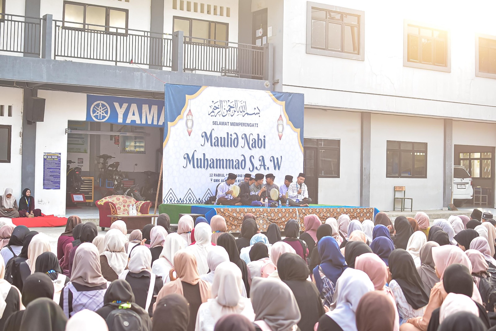 “Penuh Khidmat dan Kebersamaan, SMK Al Inayah Kutamukti Gelar Peringatan Maulid Nabi Muhammad SAW”