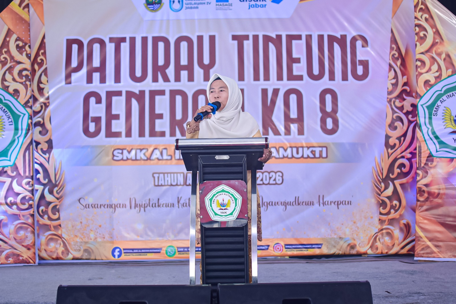 Dra. Hj. Heryani ( KETUA YAYASAN AL INAYAH KUTAMUKTI )